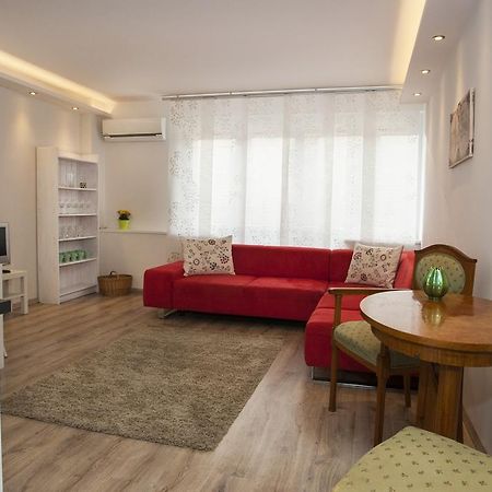 Ilona 2 Bedrooms Apartment In The Center Budapest Exterior foto