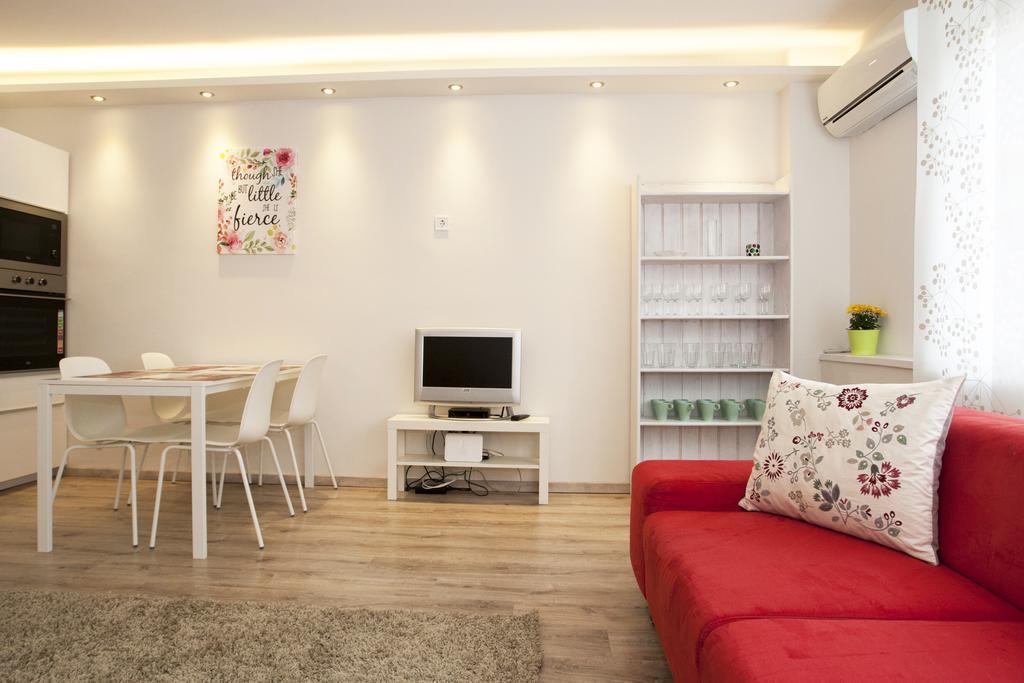 Ilona 2 Bedrooms Apartment In The Center Budapest Exterior foto